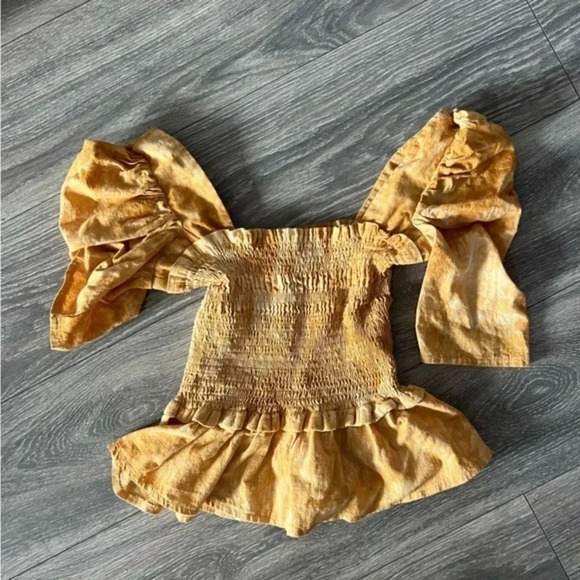 BigHit top - Picture 2 of 3